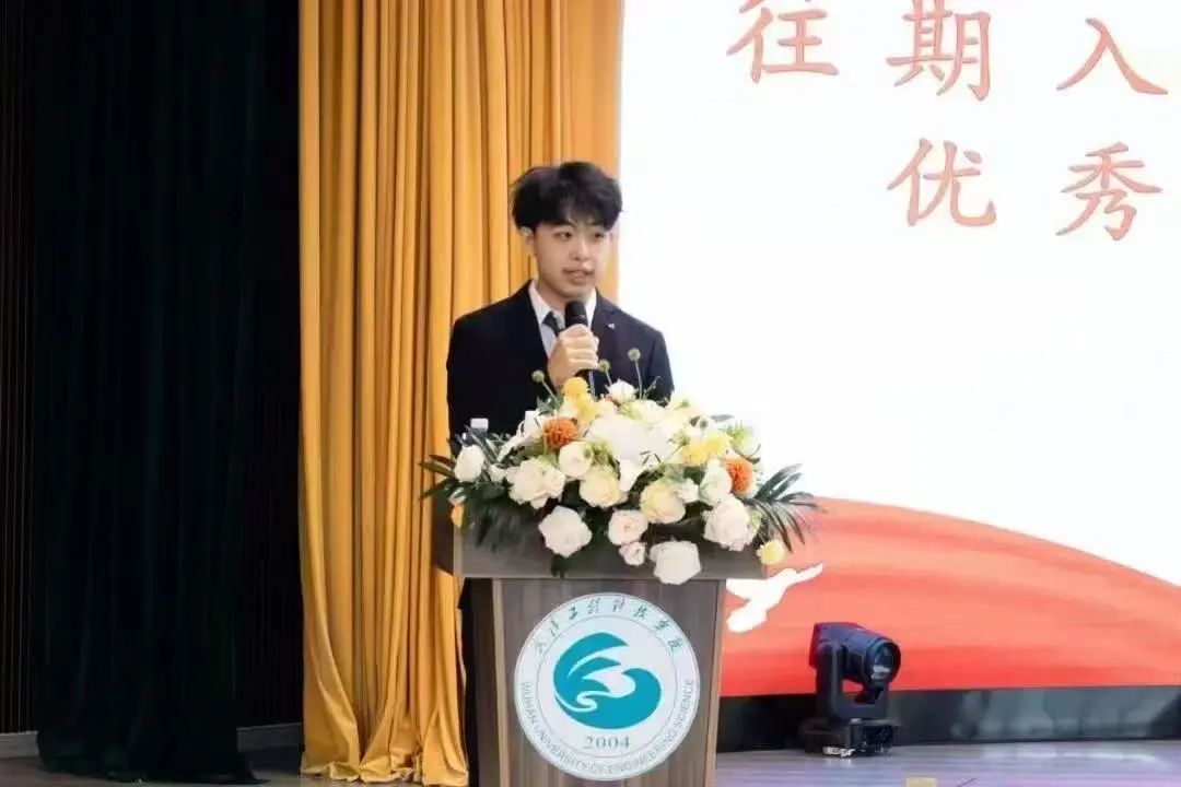 贡献志愿力量 唱响青春赞歌|best365学子董健博助力亚冬会